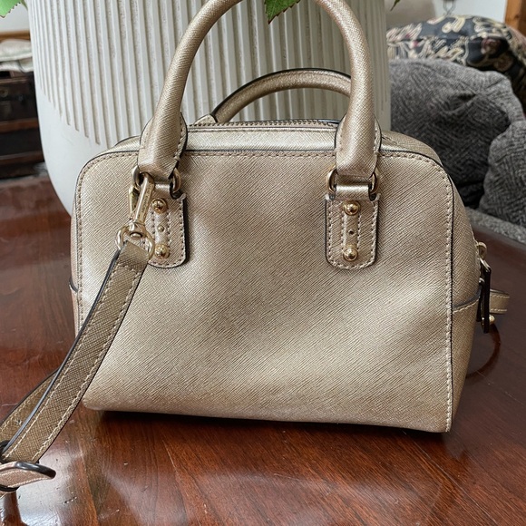 MK Gold Metallic Crossbody Purse Pocketbook - Picture 4 of 13